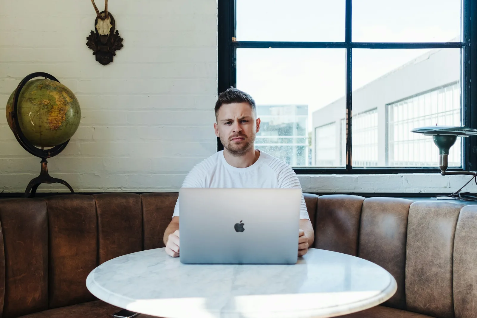 man working: Product Photography Pricing