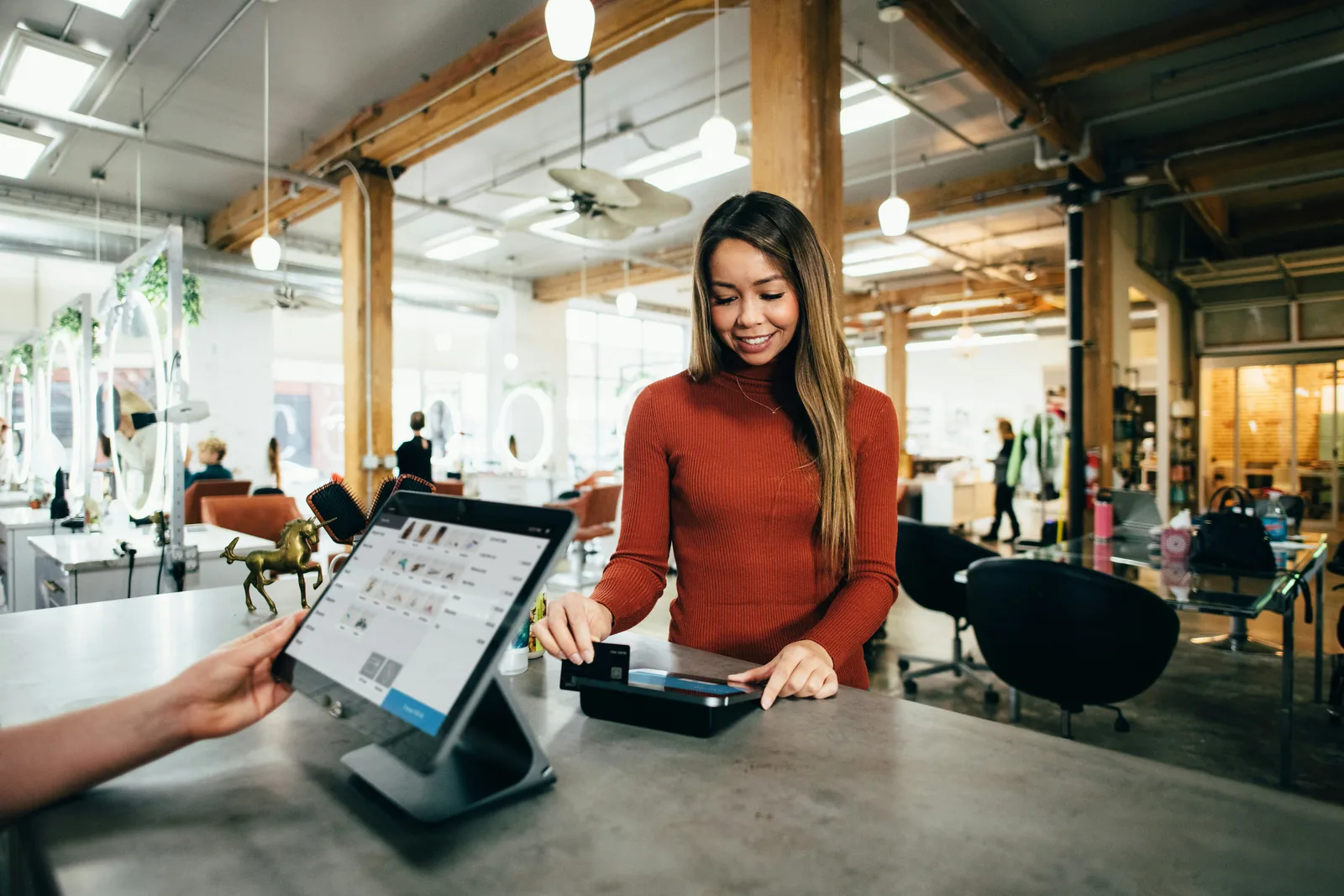 woman paying: Cyber Monday Marketing