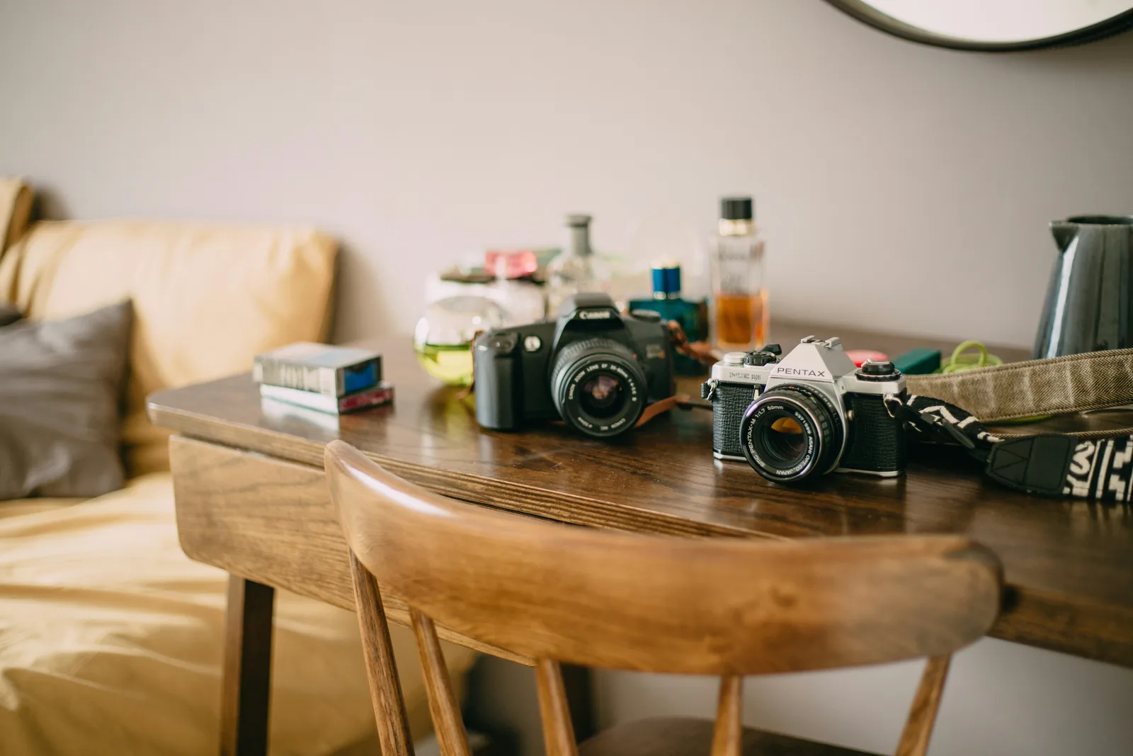 A Guide To Product Photography At Home (Tips For Stunning Images)