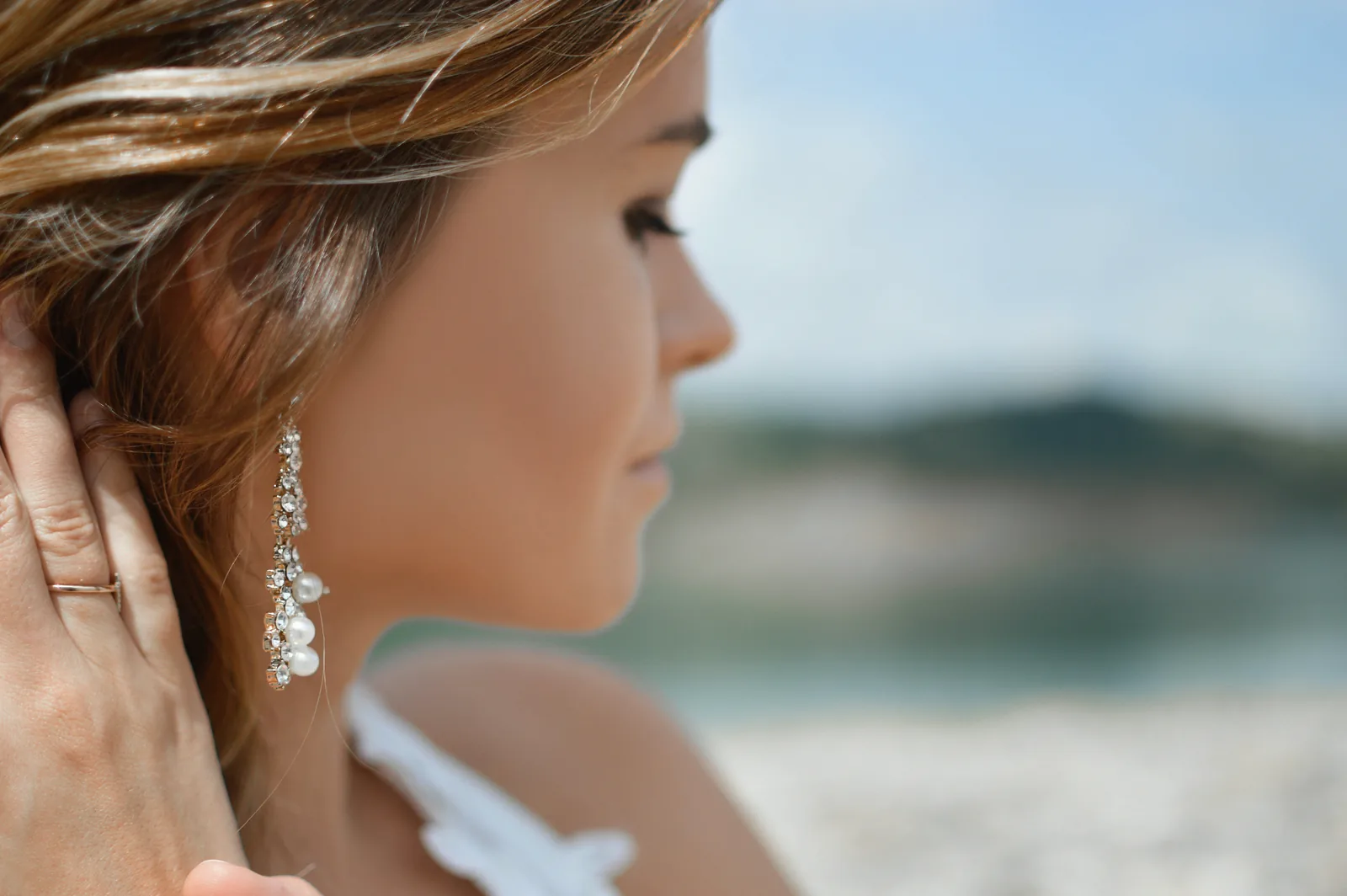 woman wearing jewelry: Jewelry Photography Props