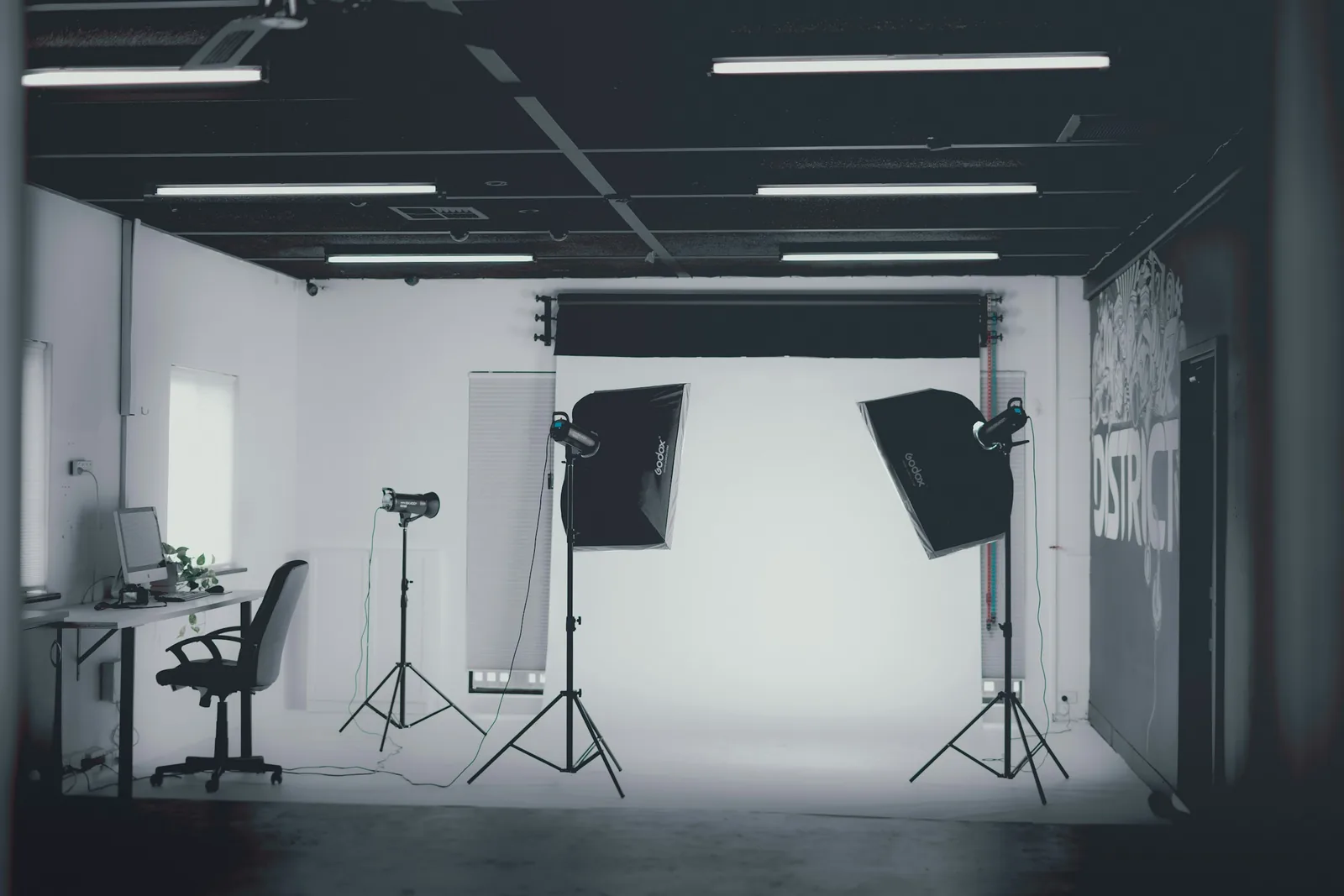 a simple photoshoot: Sunglasses Photography